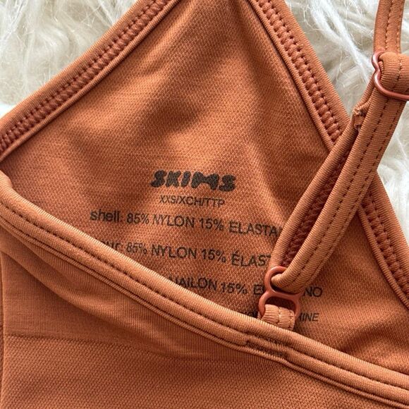 Skims Soft Smoothing Seamless Bralette Bronze Size XXS - Picture 6 of 7